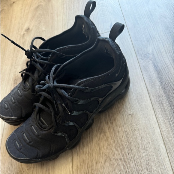 Nike black vapormax 6.5/10 no box size 10.5 - Picture 1 of 3